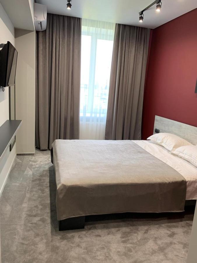Red Cube Hotel 卡缅涅茨-波多利斯基 外观 照片